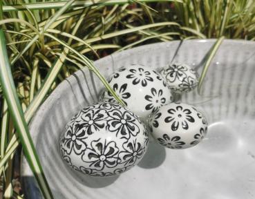 Schwimmkugeln 2er Set weiß/schwarz klein